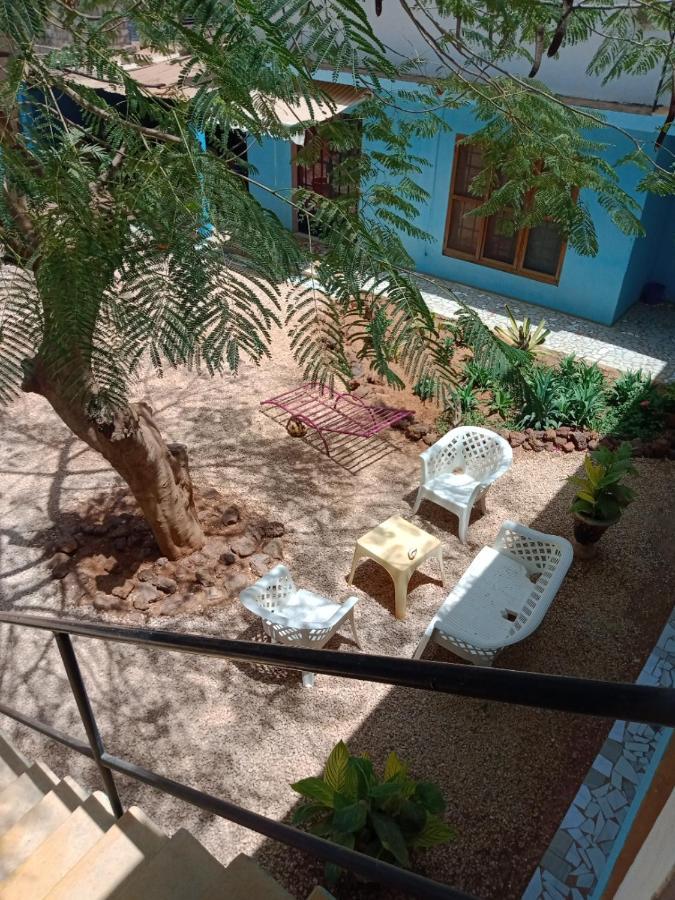 Hotel Al Jannah Somone Exterior foto