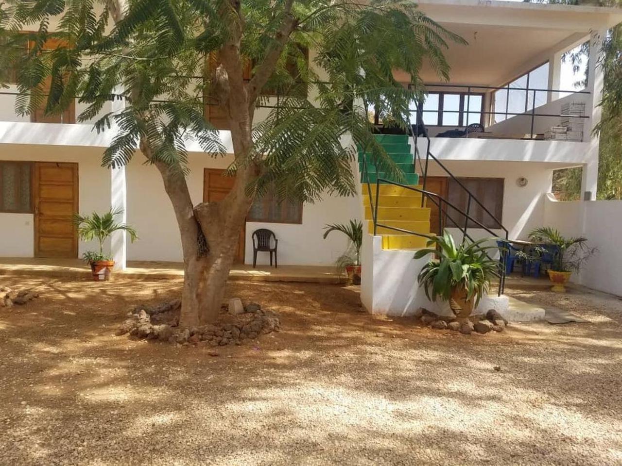 Hotel Al Jannah Somone Exterior foto